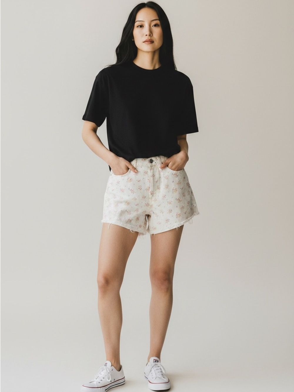 Zara Women's White Floral Denim Shorts